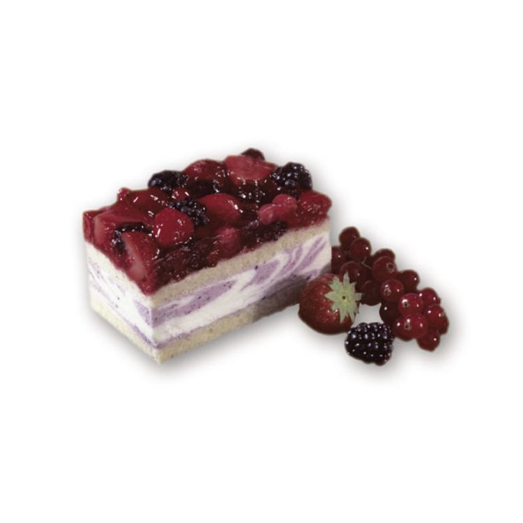 Beerenfrucht-Buttermilch-Schnitte