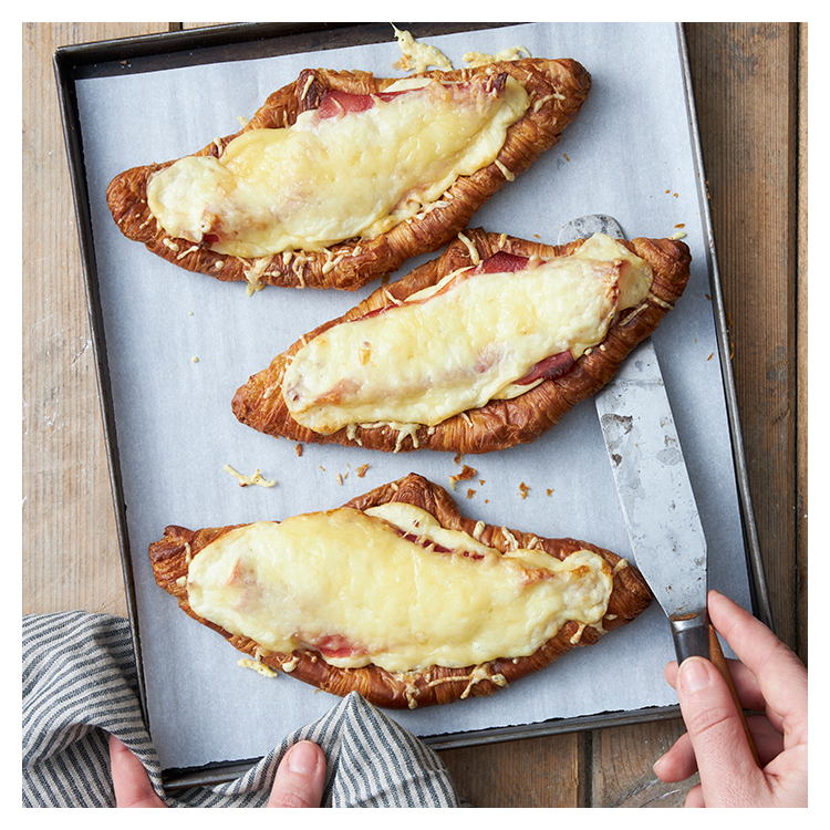 HAM & BECHAMEL CROISSANT