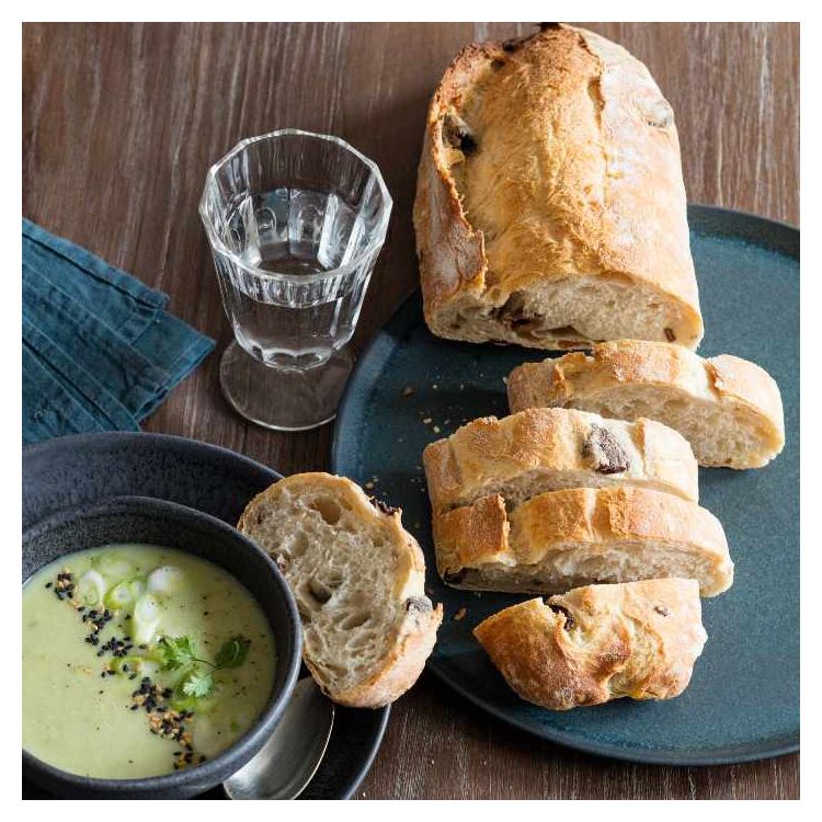 Pyreneeën brood met olijven